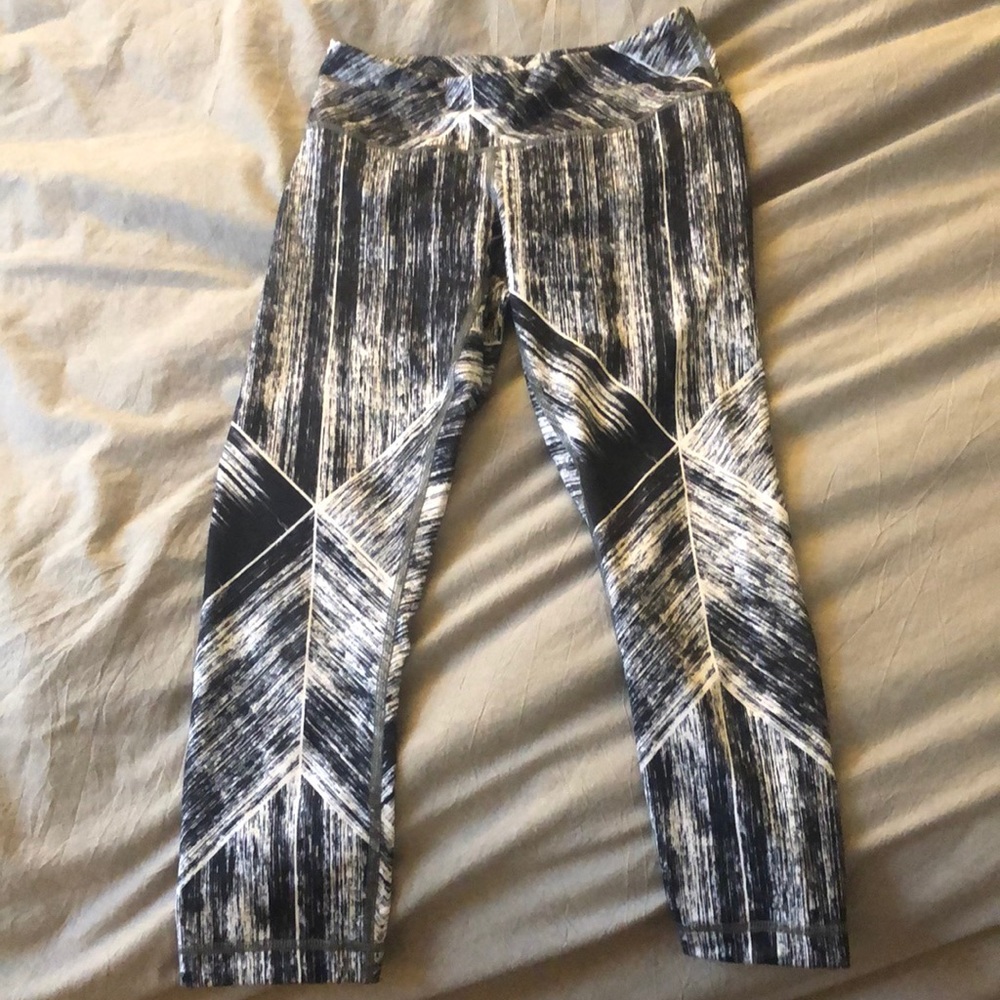 Lululemon Wunder Under Crop (Luon)
